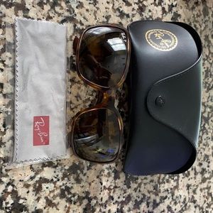 Polarized Ray-Bans